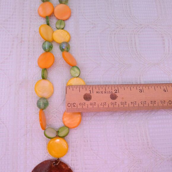 Handmade Fall Color Shell Necklace Women 21 Inches - Picture 4 of 7